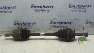 Used Front drive shaft, left Hyundai Trajet 2.0 CRDi 16V Price € 105,00 Margin scheme offered by Binckhorst BV
