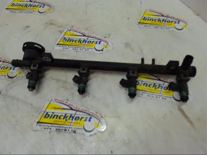 Usagé Système d'injection Renault Laguna II (BG) 1.8 16V Prix € 84,00 Règlement à la marge proposé par Binckhorst BV