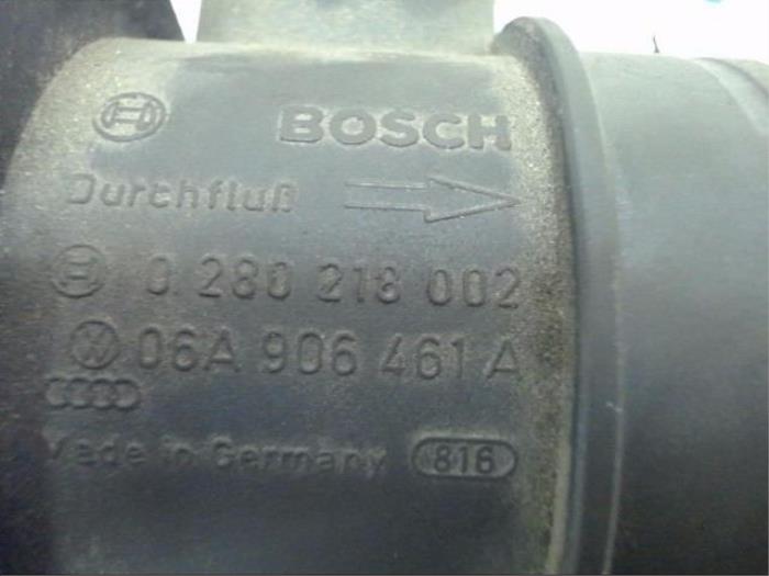 Luftflödesmätare från en Volkswagen Lupo (6X1) 1.2 TDI 3L 2000