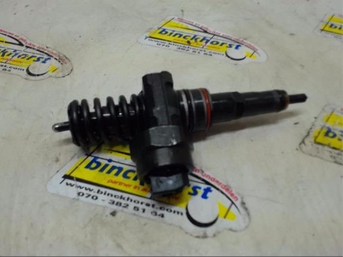 Usagé Injecteurs Volkswagen Lupo (6X1) 1.2 TDI 3L Prix € 78,75 Règlement à la marge proposé par Binckhorst BV