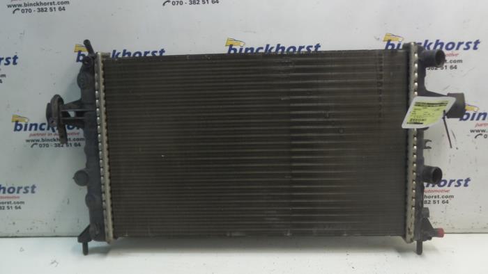 Gebrauchte Kühler Opel Astra G (F08/48) 1.2 16V Preis € 26,25 Margenregelung angeboten von Binckhorst BV