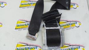 Used Rear seatbelt, left Opel Omega B (25/26/27) 3.0i V6 24V Price € 31,50 Margin scheme offered by Binckhorst BV