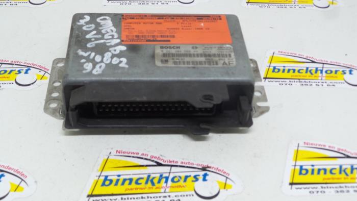 Used Engine management computer Opel Omega B (25/26/27) 3.0i V6 24V Price € 52,50 Margin scheme offered by Binckhorst BV