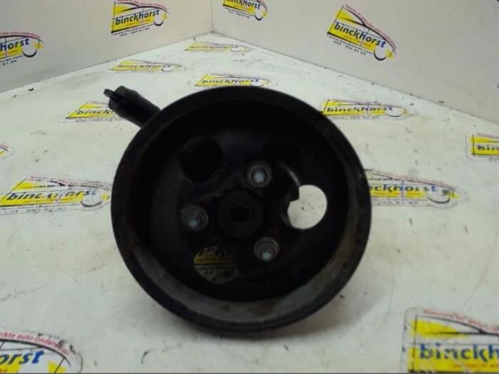 Begagnade Servostyrningspump Saab 9-5 Estate (YS3E) 3.0t V6 24V Pris € 63,00 Marginaltabell erbjuds av Binckhorst BV