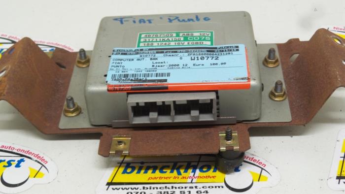 Used Automatic gearbox computer Fiat Punto II (188) 1.2 16V 3-Drs. Price € 84,00 Margin scheme offered by Binckhorst BV
