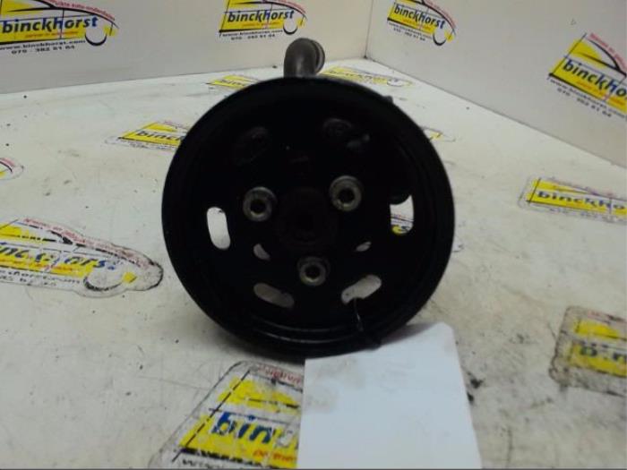 Usagé Pompe de direction Skoda Octavia Combi (1U5) 1.6 Prix € 52,50 Règlement à la marge proposé par Binckhorst BV