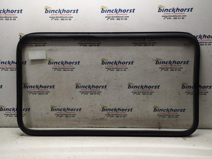 Window 2-door, rear left from a Ford Transit 2.5 Di Turbo 1998
