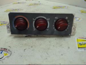 Used Heater control panel Renault Twingo (C06) 1.2 Price € 31,50 Margin scheme offered by Binckhorst BV