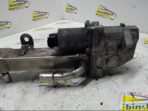 AGR Ventil van een Volvo S60 I (RS/HV) 2.4 D5 20V 2004