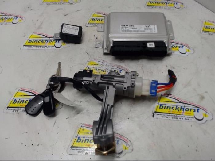 Used Ignition lock + computer Hyundai Matrix 1.8 16V Price € 105,00 Margin scheme offered by Binckhorst BV