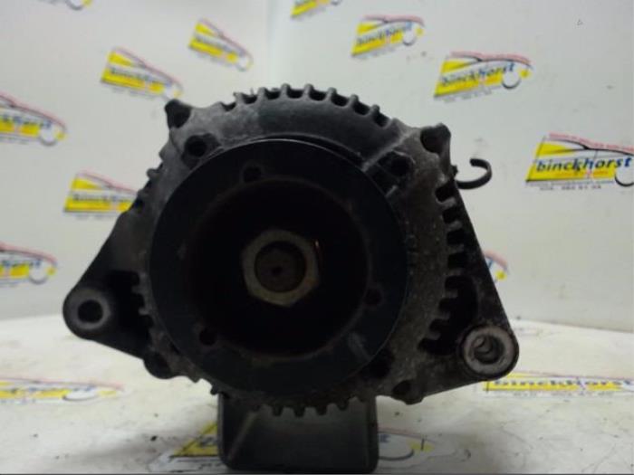 Usagé Dynamo Honda Accord (CC75/76) 2.0i 16V Prix € 42,00 Règlement à la marge proposé par Binckhorst BV