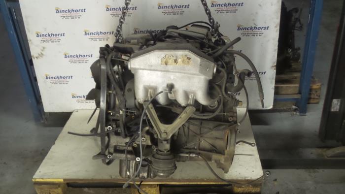 Motor van een Mercedes-Benz C (W202) 1.8 C-180 16V 1994