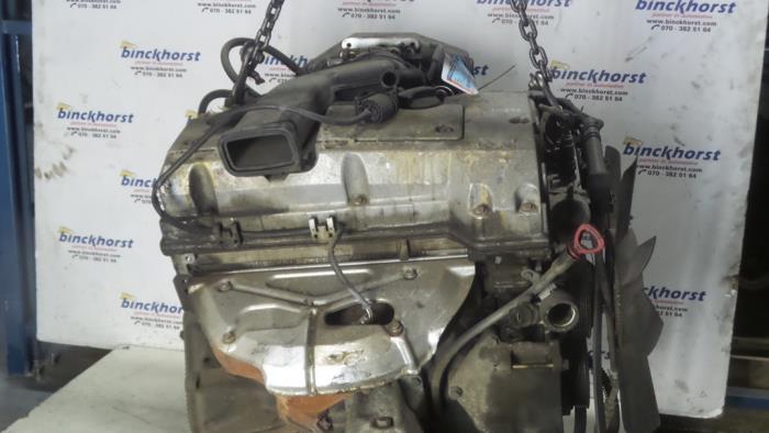 Motor van een Mercedes-Benz C (W202) 1.8 C-180 16V 1994