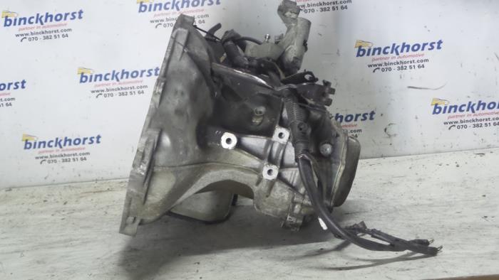 Getriebe van een Opel Agila (A) 1.2 16V Twin Port 2007