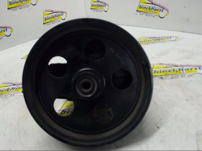Usagé Pompe de direction Ford Mondeo III Wagon 1.8 16V Prix € 52,50 Règlement à la marge proposé par Binckhorst BV