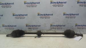 Used Front drive shaft, right Toyota Avensis (T22) 1.6 16V Price € 42,00 Margin scheme offered by Binckhorst BV