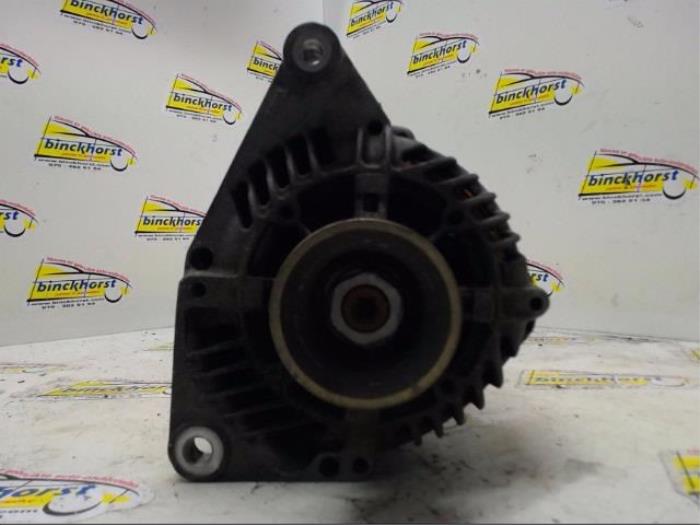 Gebrauchte Dynamo Audi A4 (B5) 1.6 Preis € 42,00 Margenregelung angeboten von Binckhorst BV