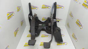 Used Set of pedals Chevrolet Orlando (YYM/YYW) 2.0 D 16V Price € 131,25 Margin scheme offered by Binckhorst BV