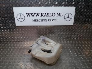 Used Front windscreen washer reservoir Mercedes SL (R230) 5.0 SL-500 V8 24V Price on request offered by kaslo auto parts