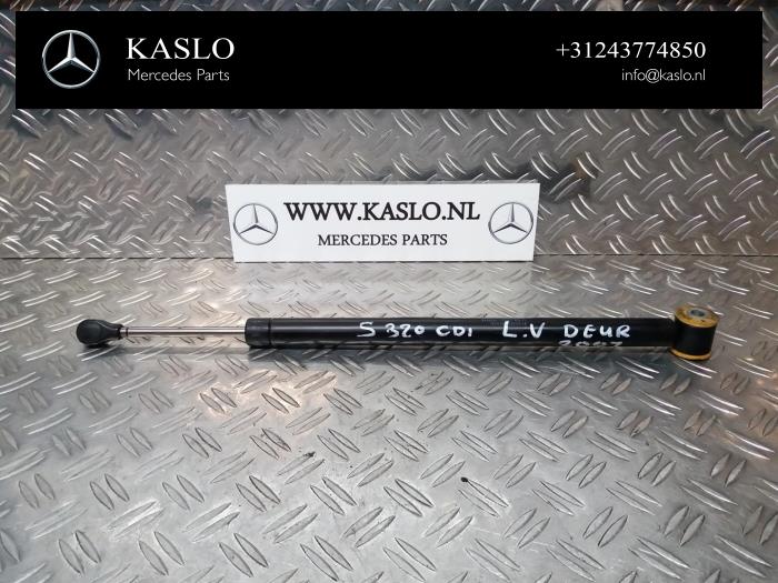 Używane Rózne Mercedes S (W221) 3.0 S-320 CDI 24V Cena na żądanie oferowane przez kaslo auto parts