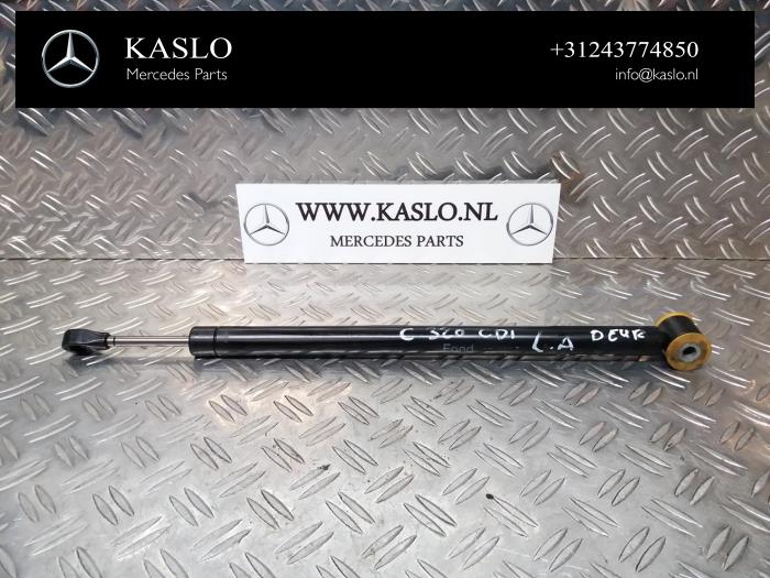Używane Rózne Mercedes S (W221) 3.0 S-320 CDI 24V Cena na żądanie oferowane przez kaslo auto parts