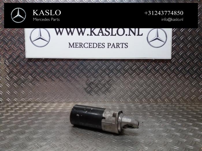 Gebrauchte Anlasser Mercedes S (W221) 3.0 S-320 CDI 24V Preis € 50,00 Margenregelung angeboten von kaslo auto parts