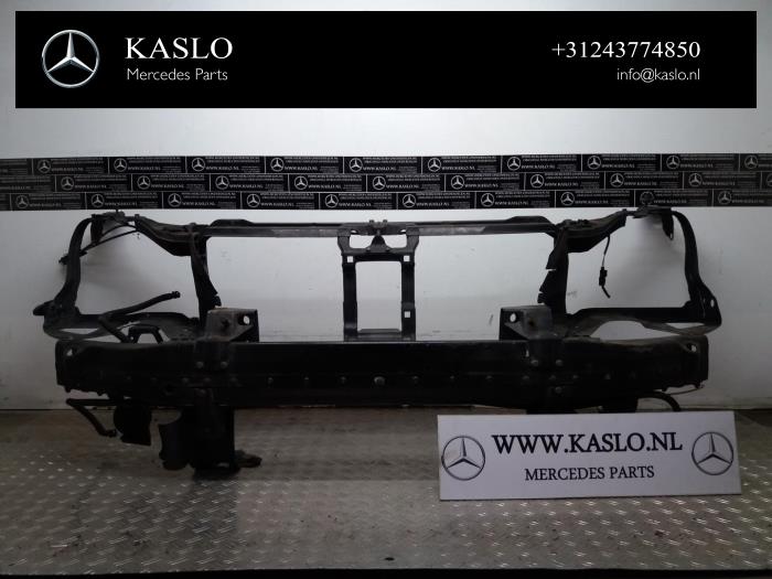 Używane Panel przedni Mercedes S (W220) 4.3 S-430 V8 24V Cena € 100,00 Procedura marży oferowane przez kaslo auto parts