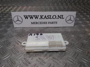 Używane Modul keyless vehicle Mercedes A (W176) 1.5 A-180 CDI, A-180d 16V Cena € 50,00 Procedura marży oferowane przez kaslo auto parts