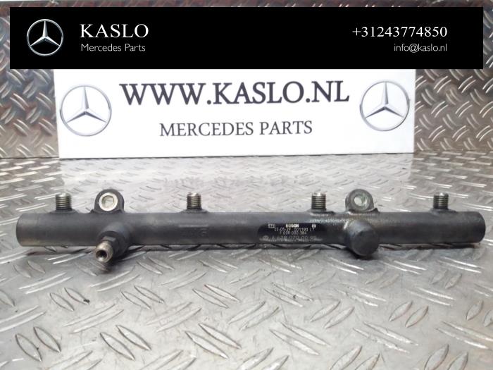 Usagé Système d'injection Mercedes S (W220) 4.0 S-400 CDI V8 32V Prix € 75,00 Règlement à la marge proposé par kaslo auto parts