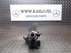 Used Turbo Mercedes S (W220) 4.0 S-400 CDI V8 32V Price € 300,00 Margin scheme offered by kaslo auto parts
