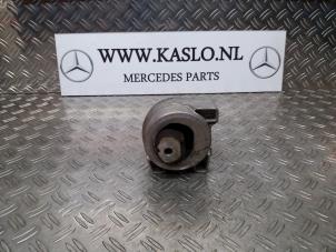 Usados Soporte de motor Mercedes A (W169) 1.5 A-150 Precio de solicitud ofrecido por kaslo auto parts