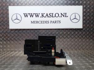 Used Fuse box Mercedes C Estate (S204) 2.2 C-220 CDI 16V BlueEfficiency Price on request offered by kaslo auto parts