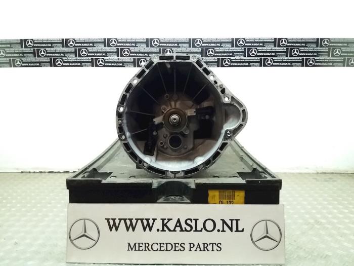 Gearbox from a Mercedes-Benz C Estate (S204) 1.6 C-180K 16V BlueEfficiency 2009