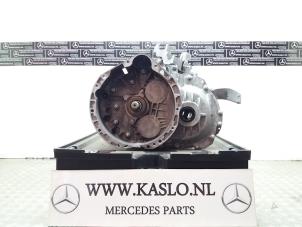 Usados Caja de cambios Mercedes B (W245,242) 2.0 B-180 CDI 16V Precio € 300,00 Norma de margen ofrecido por kaslo auto parts