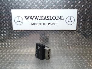 Used ABS pump Mercedes CLK (W209) 1.8 200K 16V Price on request offered by kaslo auto parts