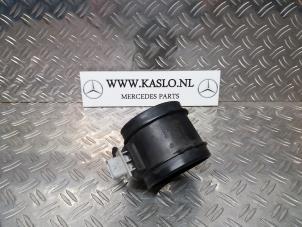 Used Air mass meter Mercedes E (W211) 3.5 E-350 V6 24V Price € 50,00 Margin scheme offered by kaslo auto parts
