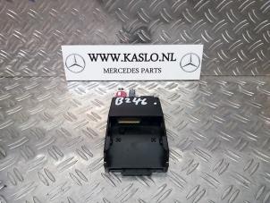 Used Navigation module (miscellaneous) Mercedes B (W246,242) 1.8 B-180 CDI BlueEFFICIENCY 16V Price € 25,00 Margin scheme offered by kaslo auto parts