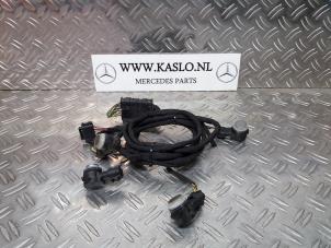 Usagé Kit capteur PDC Mercedes E (W212) E-300 BlueTec Hybrid V6 24V Prix sur demande proposé par kaslo auto parts