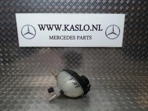 Usados Vaso de expansión Mercedes E (C207) E-350 CDI V6 24V Precio de solicitud ofrecido por kaslo auto parts