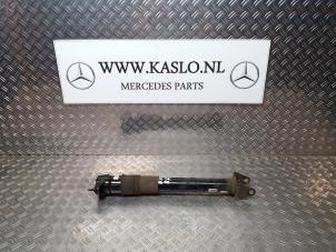 Usagé Amortisseur arrière droit Mercedes R (W251) 3.0 320 CDI 24V 4-Matic Prix sur demande proposé par kaslo auto parts