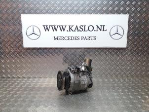 Usagé Pompe clim Mercedes SL (R230) 5.0 SL-500 V8 24V Prix € 150,00 Règlement à la marge proposé par kaslo auto parts