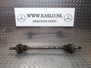 Gebrauchte Antriebswelle rechts hinten Mercedes C (W204) 1.8 C-200K 16V Preis auf Anfrage angeboten von kaslo auto parts