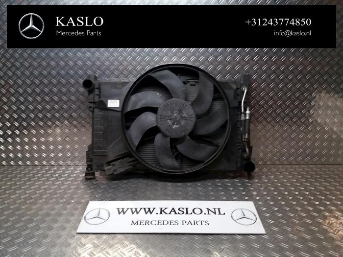 Gebrauchte Kühlerventilator Mercedes SLK (R171) 3.0 280 V6 24V Preis € 200,00 Margenregelung angeboten von kaslo auto parts