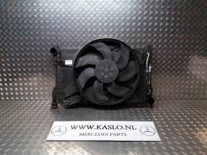 Used Radiator fan Mercedes SLK (R171) 3.0 280 V6 24V Price € 200,00 Margin scheme offered by kaslo auto parts