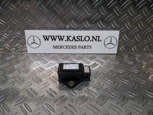 Usagé Capteur (divers) Mercedes SL (R230) 5.0 SL-500 V8 24V Prix € 25,00 Règlement à la marge proposé par kaslo auto parts