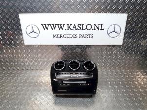 Usagé Elément tableau de bord Mercedes C (W205) C-220 2.2 CDI BlueTEC, C-220 d 16V Prix € 250,00 Règlement à la marge proposé par kaslo auto parts
