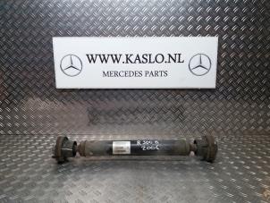Usados Eje intermedio 4x4 Mercedes R (W251) 5.0 500 V8 32V 4-Matic Precio € 100,00 Norma de margen ofrecido por kaslo auto parts