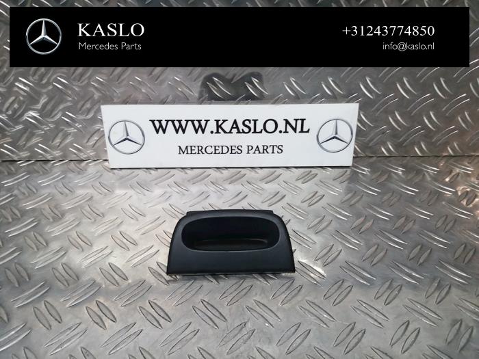 Begagnade PDC-panel Mercedes SL (R230) 5.0 SL-500 V8 24V Pris på förfrågan erbjuds av kaslo auto parts