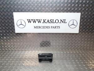 Używane Modul (rózne) Mercedes SLK (R171) 3.0 280 V6 24V Cena € 100,00 Procedura marży oferowane przez kaslo auto parts