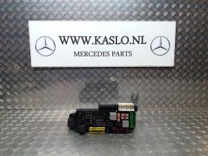 Usagé Boîte à fusibles Mercedes E (W212) E-350 CDI V6 24V BlueEfficiency Prix € 150,00 Règlement à la marge proposé par kaslo auto parts